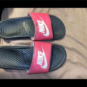 Nike slides